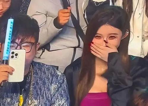 吃瓜拍视频的网红是谁啊,网络红人的崛起与影响力