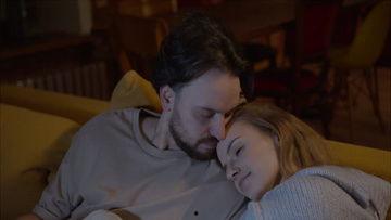 情侣拥抱吃瓜视频下载大全,吃瓜视频大集合，尽享浪漫瞬间