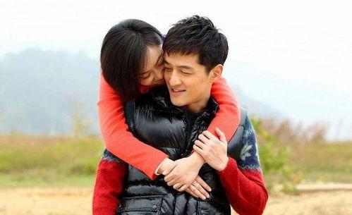 吃瓜小熊姐弟恋视频播放,小熊姐弟恋视频爆火网络，甜蜜互动引网友热议