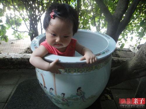 宝宝吃瓜搞笑音乐视频,萌娃欢乐颂，萌态百出笑翻天