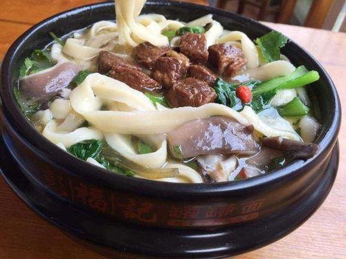 韩城薛巧玲吃瓜视频,揭秘韩城街头美食风情